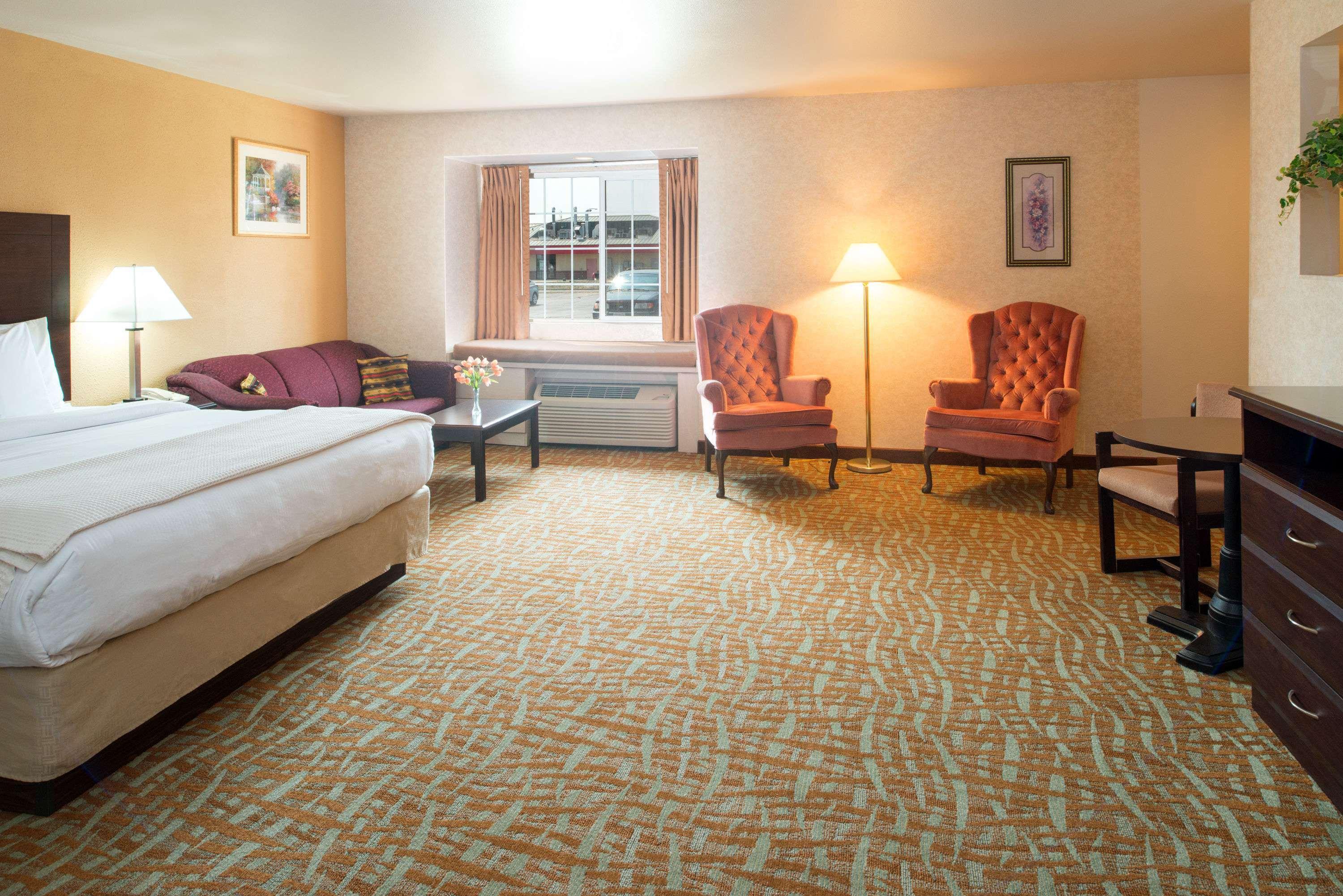 Days Inn & Suites By Wyndham Spokane Airport Эруэй-Хайтс Экстерьер фото